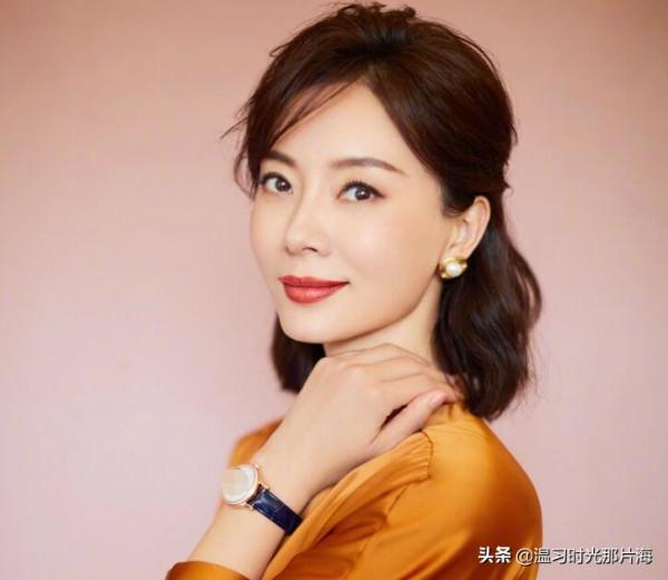 陳數：沒生娃，視繼子如己出，丈夫兩次傳緋聞，今曬照慶結婚13年