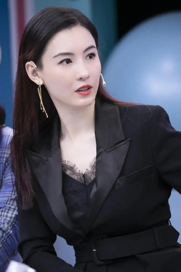 演員張柏芝美照歡迎觀看