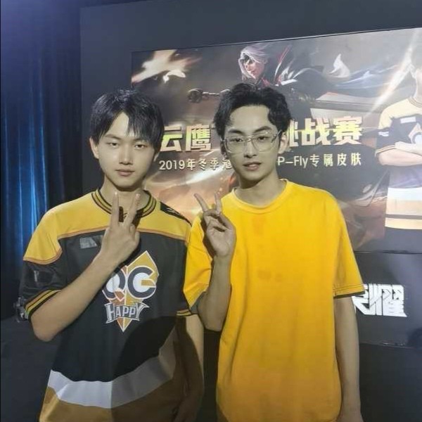 夢之隊已成最強百段戰隊，賴神英雄池大有長進，多套陣容得心應手