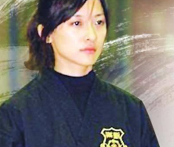 世界上六位最為美麗的女保鏢,其中兩位在中國 世界上六位最為美麗的女保鏢,其中兩位在中國