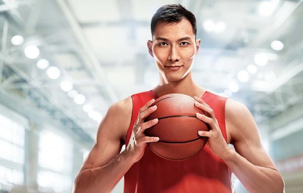 球王會聊球:阿聯背身單打頂不動對手會用後仰跳投導致命中率下滑 球王會聊球:阿聯背身單打頂不動對手會用後仰跳投導致命中率下滑