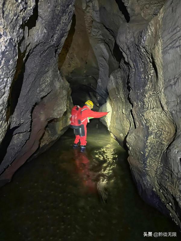 探密貴州劉家大洞，鈣化梯田令人叫絕，必將成為近期戶外網紅洞穴