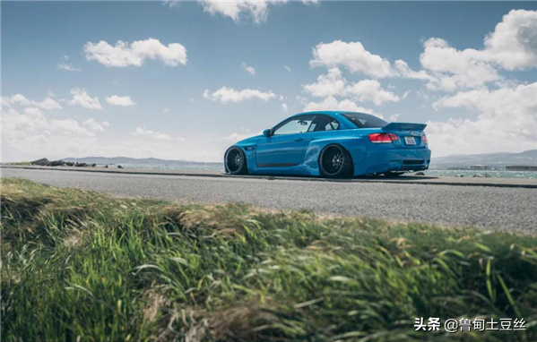 「轂銳馳」一臺融入了JDM元素的寶馬E93 335i 「轂銳馳」一臺融入了JDM元素的寶馬E93 335i