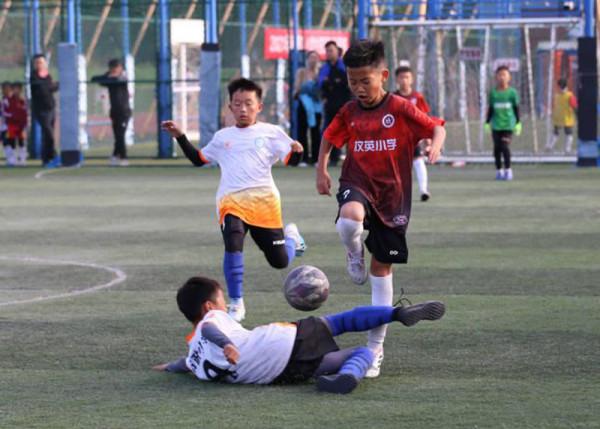 “10後足球小將”張董：9歲小將奪冠後哭泣，中國足球未來可期