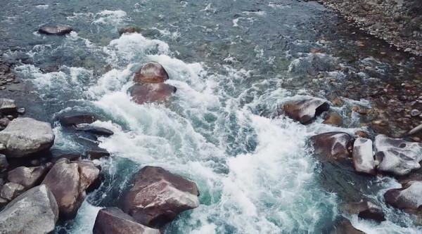 這座山是亞歐地理中心，成吉思汗在此安息，它的名字卻鮮有人知