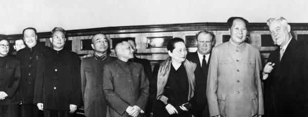 偉人致宋慶齡的信,字跡開闊灑脫,指點江山,氣勢磅礴,跌宕起伏 偉人致宋慶齡的信,字跡開闊灑脫,指點江山,氣勢磅礴,跌宕起伏