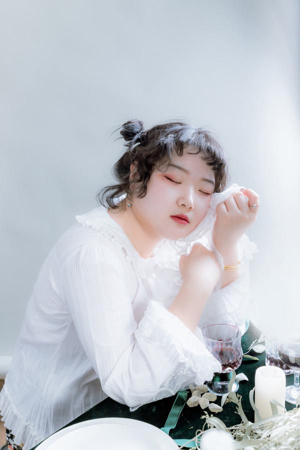 積蓄脂肪是尋求安全感的精神冬眠,然而今天我們卻千方百計減肥 積蓄脂肪是尋求安全感的精神冬眠,然而今天我們卻千方百計減肥