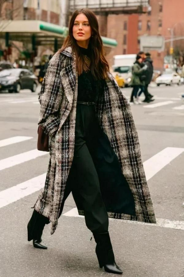 秋天怎麼穿最有高階感?“大衣+褲子”,乾淨利落又有氣場 秋天怎麼穿最有高階感?“大衣+褲子”,乾淨利落又有氣場