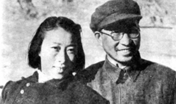 傅涯與陳賡日久生情，結婚3年後，一小夥找上門：我是陳賡的兒子