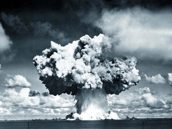 59年宋任窮女兒報考哈軍工，向周總理控訴陳賡，總理大讚：有出息