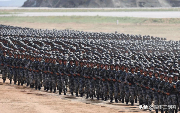 為什麼有的軍訓教官喊“yàĕr yì”？這是哪的方言？