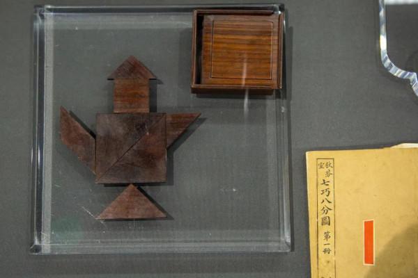 七巧板、九連環、魯班鎖 原來古人也這麼會玩 七巧板、九連環、魯班鎖 原來古人也這麼會玩