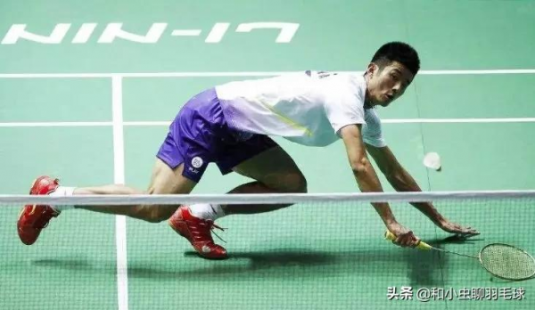 羽毛球正手劈對角線，讓你穩中求勝