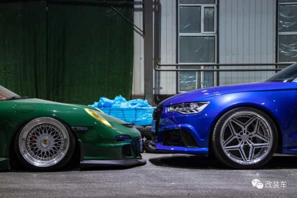 保時捷車主為了帶娃再添奧迪RS6，給孩子一個完美的童年