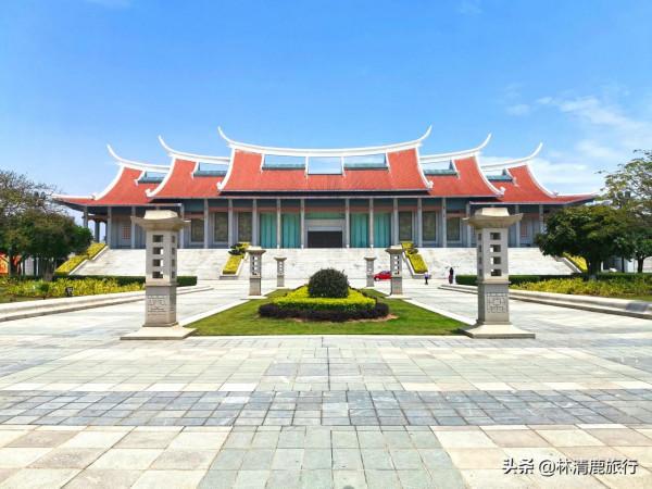 中國這個村莊竟有12所學校,高中大學全都有,村長被舉行國葬 中國這個村莊竟有12所學校,高中大學全都有,村長被舉行國葬