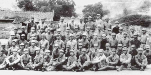 第五次反圍剿這批少年參加國共決戰，少共國際師之浴血閩贛銳無敵