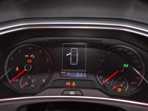 探歌踩油門轉速突然三千,發動機聲音增大速度不增加怎麼回事? 探歌踩油門轉速突然三千,發動機聲音增大速度不增加怎麼回事?