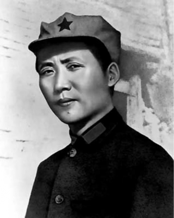 1947年陳賡送卡賓槍，毛主席警告高富有：敢要一支，我就撤你的職
