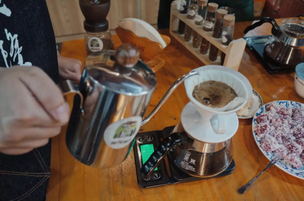 高鐵0.5h、物價只有一半，我願稱她為三亞最強備胎