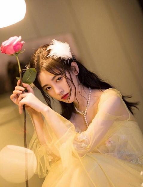 無言花自香,淡定人從容,優秀作文欣賞:《淡定於心,從容於行》 無言花自香,淡定人從容,優秀作文欣賞:《淡定於心,從容於行》