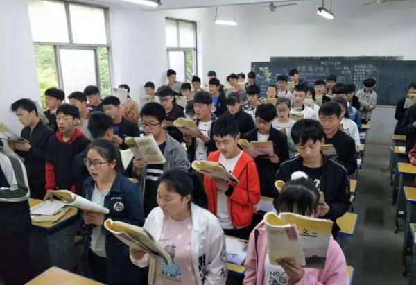 高中生想要考600分以上,難度大不大?班主任給出學習參考意見 高中生想要考600分以上,難度大不大?班主任給出學習參考意見