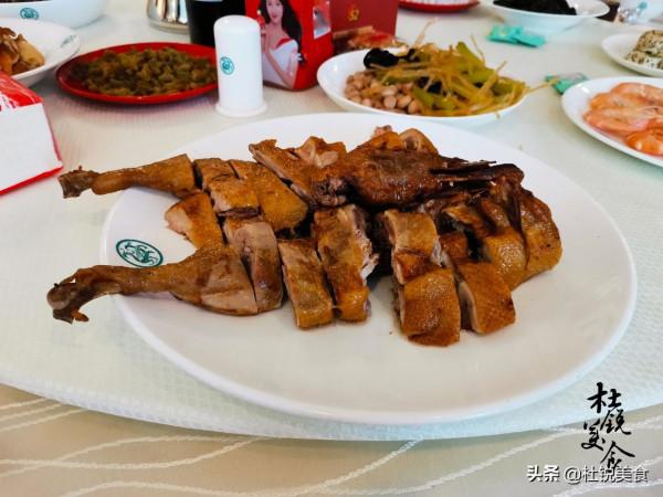 參加山東婚宴,1大桌20道菜,朋友:不愧是魯菜發源地,太豐盛 參加山東婚宴,1大桌20道菜,朋友:不愧是魯菜發源地,太豐盛