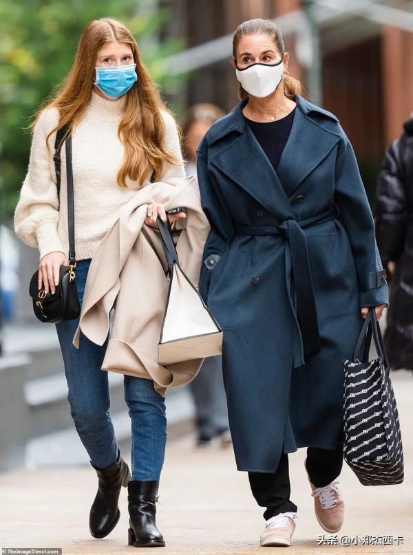 章澤天28歲生日獨自慶生，不見劉強東…| 鄭爾摩斯週報