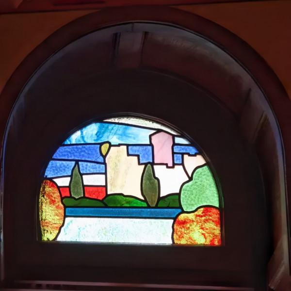 在上海有一棟鑲金的別墅是什麼樣的體驗？