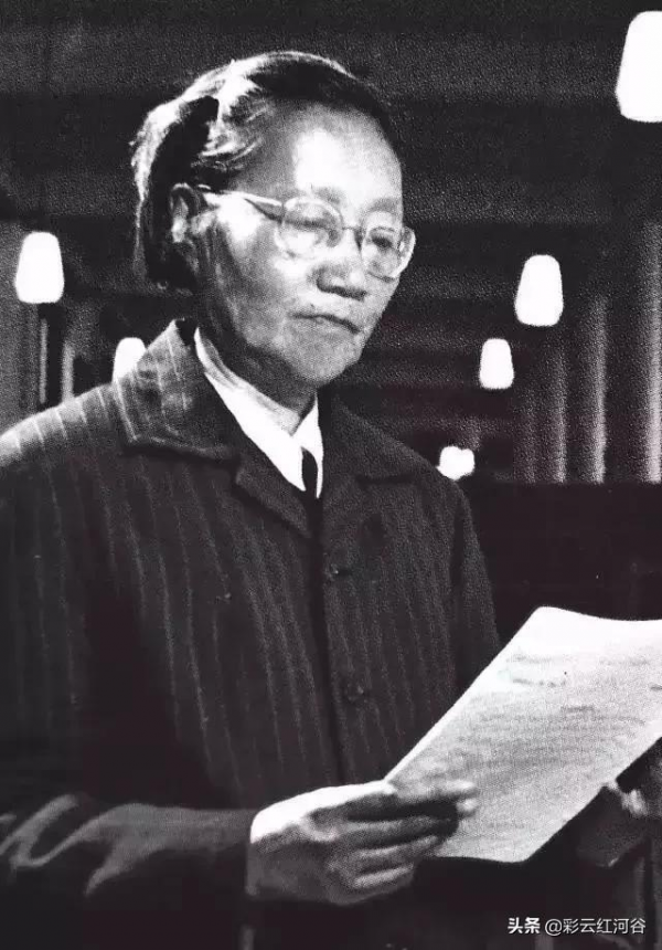 她被認為能獲諾貝爾獎,為了祖國說過三次“我願意” 她被認為能獲諾貝爾獎,為了祖國說過三次“我願意”