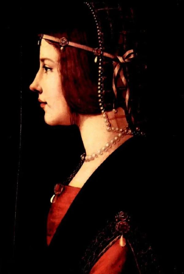 放大世界名畫，我們窺見過去的珠寶潮流