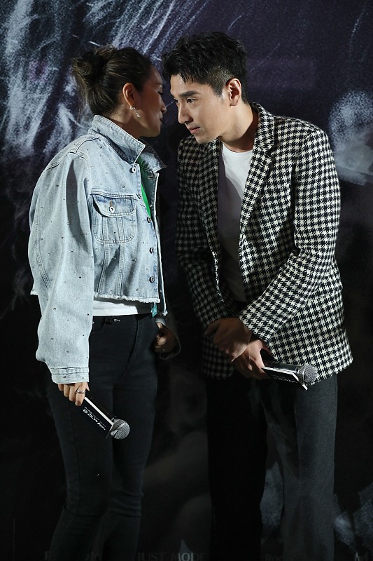 日常服裝學鞏俐這麼穿，又時髦又顯年輕，看不出真實年紀