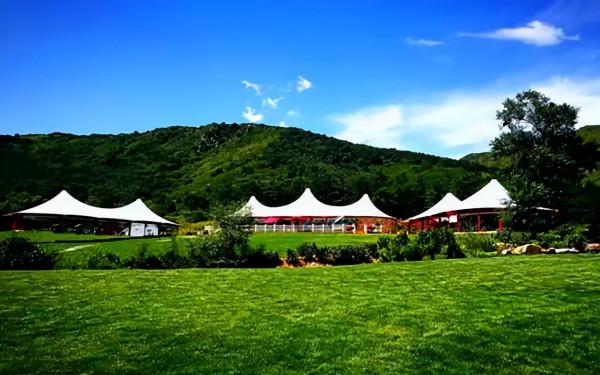 “美國”風情+“瑞士”山谷=中國最火康養小鎮 “美國”風情+“瑞士”山谷=中國最火康養小鎮