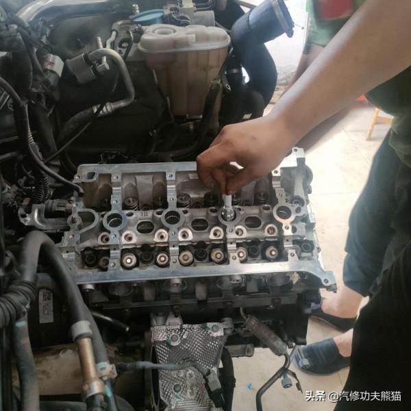 你們的奧迪燒機油是怎麼修的，我覺得這臺奧迪Q5燒機油的修法才對