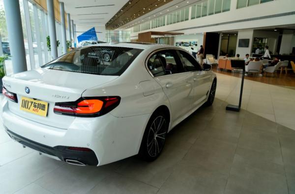 豪車保養一定貴？看看養一臺寶馬5系每月花銷多少？