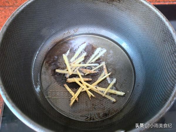 冬天的第一碗湯，不是雞湯羊肉湯而是它，湯鮮味美，天天喝不膩