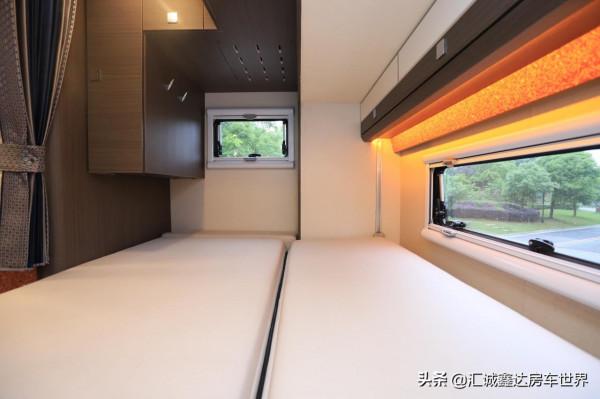 滿電用3天,配3.0T動力+自適應巡航和航空座椅,奇瑞豪華影院房車 滿電用3天,配3.0T動力+自適應巡航和航空座椅,奇瑞豪華影院房車