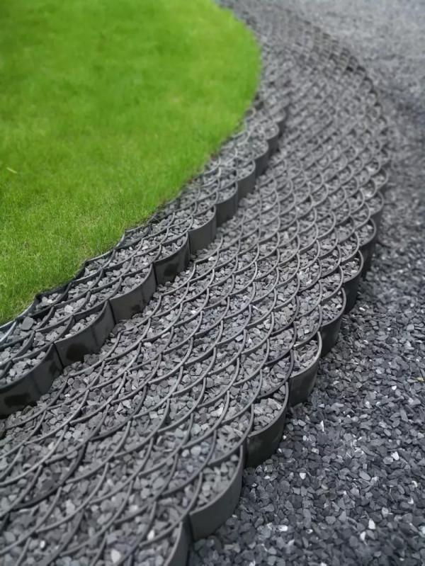 小小瓦片，美翻庭院