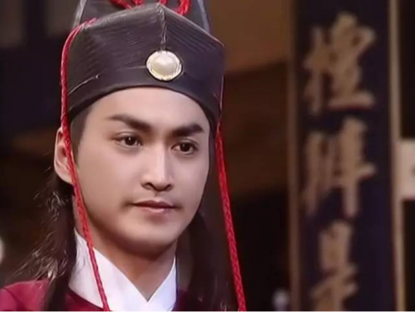 八位無法超越的男性角色：許文強只看周潤發，楊過、展昭爭議大