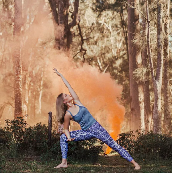 腰越粗，身越短！這組瑜伽天天練，輕鬆瘦出小蠻腰