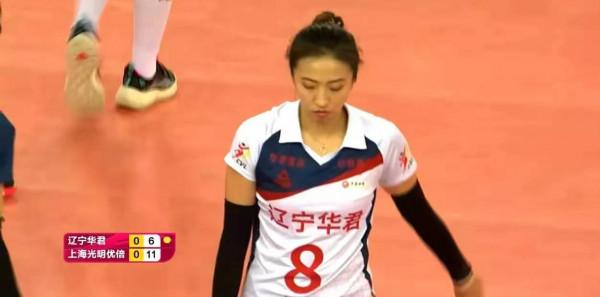 遼寧一傳慘不忍睹，仲慧大力跳發一輪帶走，石冰彤遭主帥靈魂拷問