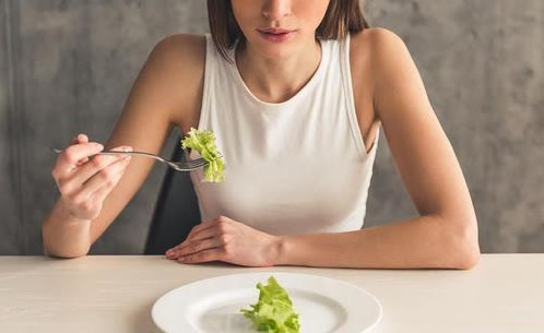 長期不吃晚餐的人，最後都怎樣了？除了變瘦，還會帶來這4種後果