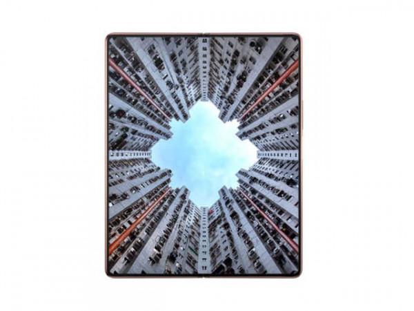 2022年手機又有大改變 摺疊屏和異形屏誰當先？