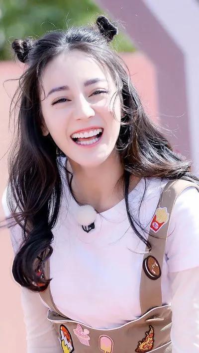 被迪麗熱巴美到了