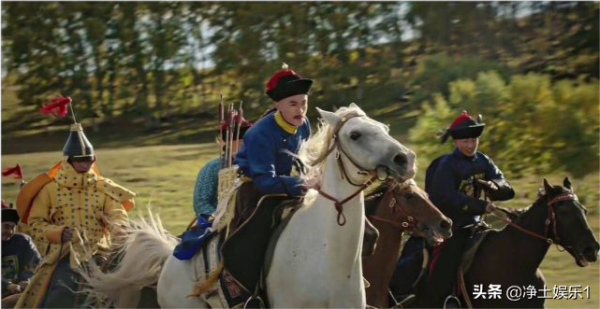 劉亦菲馬戲驚豔,易烊千璽騎馬捱打,成龍跳15米高樓,打了誰的臉 劉亦菲馬戲驚豔,易烊千璽騎馬捱打,成龍跳15米高樓,打了誰的臉