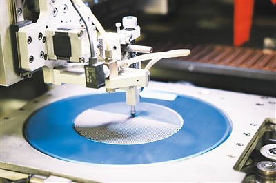 國產工業機器人大顯身手