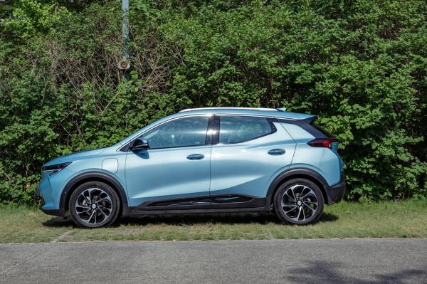 沉穩的“小快靈” 試駕體驗別克微藍7