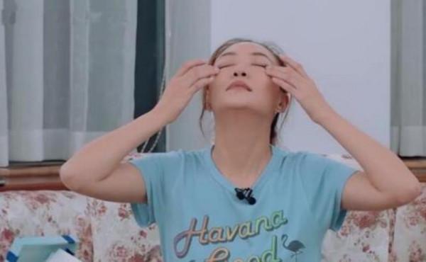 有一種痛叫“產後腰痛”,應採兒痛到哭,謝娜則需要安眠藥入睡 有一種痛叫“產後腰痛”,應採兒痛到哭,謝娜則需要安眠藥入睡