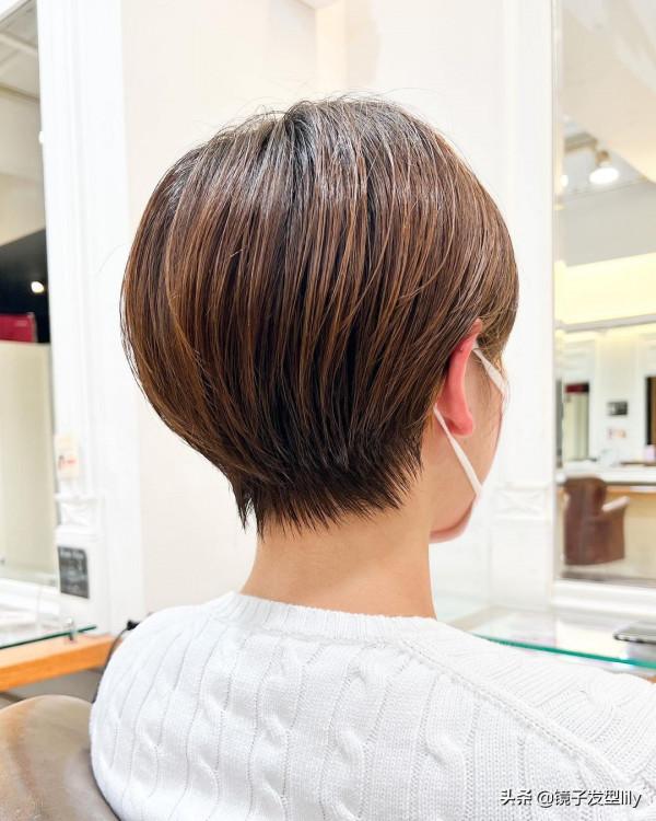 女人40歲左右,髮型這樣剪,利落時尚真顯年輕 女人40歲左右,髮型這樣剪,利落時尚真顯年輕