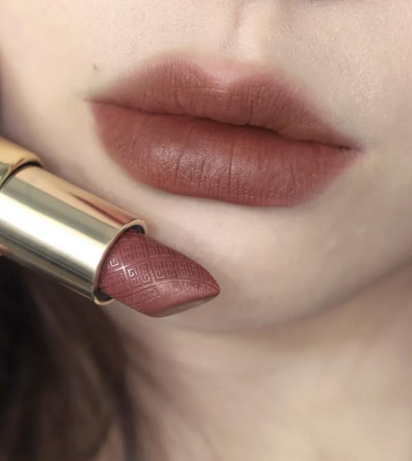 “釣系”口紅才是今年的氣質王者，塗上高階又貴氣，顯白一把手