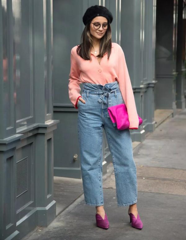 今秋穿針織開衫+闊腿褲，中年女性穿太合適